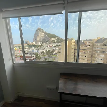 Closest Room To Gibraltar Border La Línea de la Concepción Exterior photo